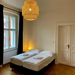Katerina\'S Downtown Apartments