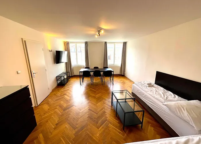 Katerina\'S Downtown Apartments